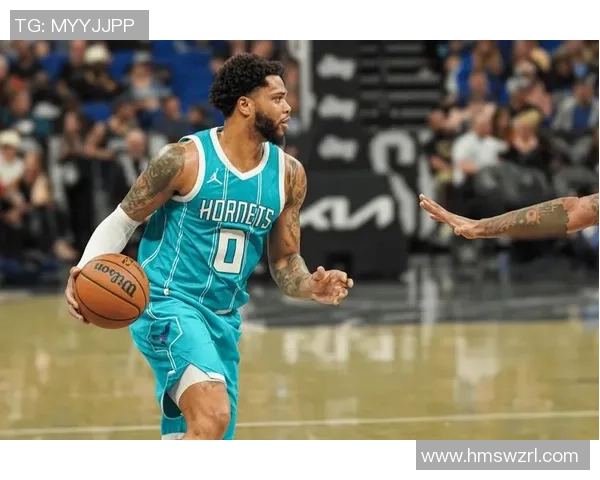 夏洛特黄蜂与洛杉矶湖人激战正酣球迷期待精彩对决与精彩瞬间